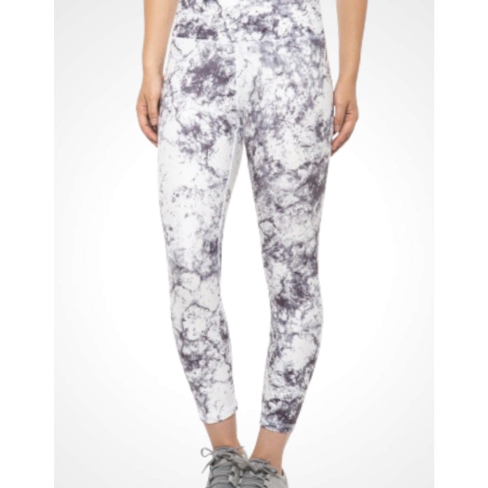 Balance Collection Contender Capri Leggings White & Black Marble - Size XL